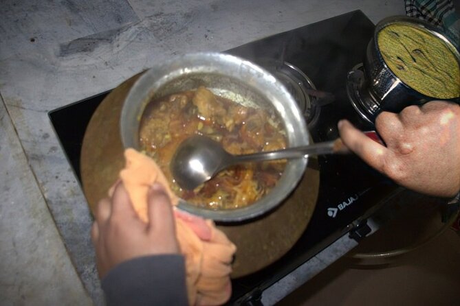 Authentic Traditional Family Cooking class in a Great Ambiance - The three-hour timing and daily schedule