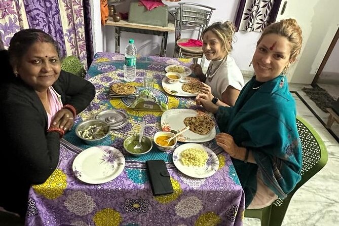 Best cooking class with family in Jaipur - Activity in jaipur - A traditional welcome, refreshments, and Indian dress