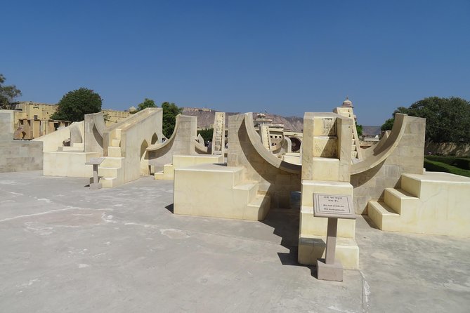 Best of Jaipur 1, 2-Day Private Full-Day Delhi Sightseeing - Amber Palace and the Panna Meena stepwell