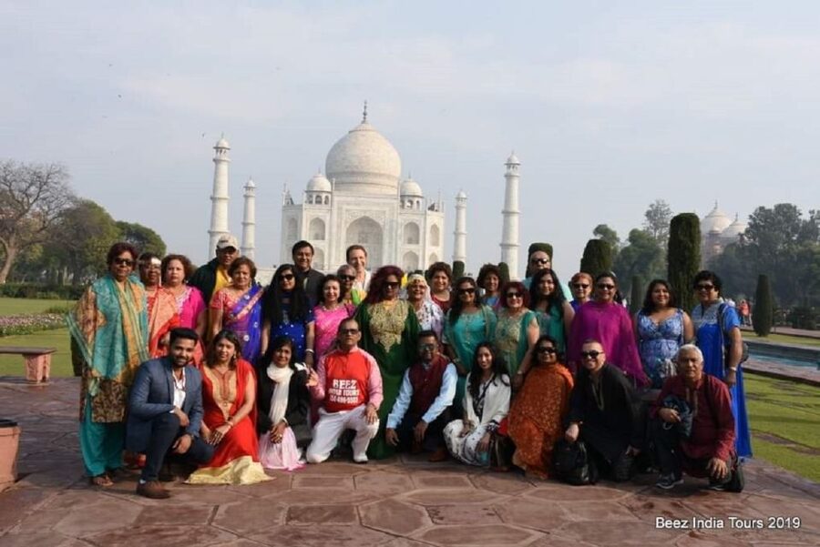 Book Govt. Approved Tour Guide For Taj Mahal & Fort - Agra Fort and the Mughal court