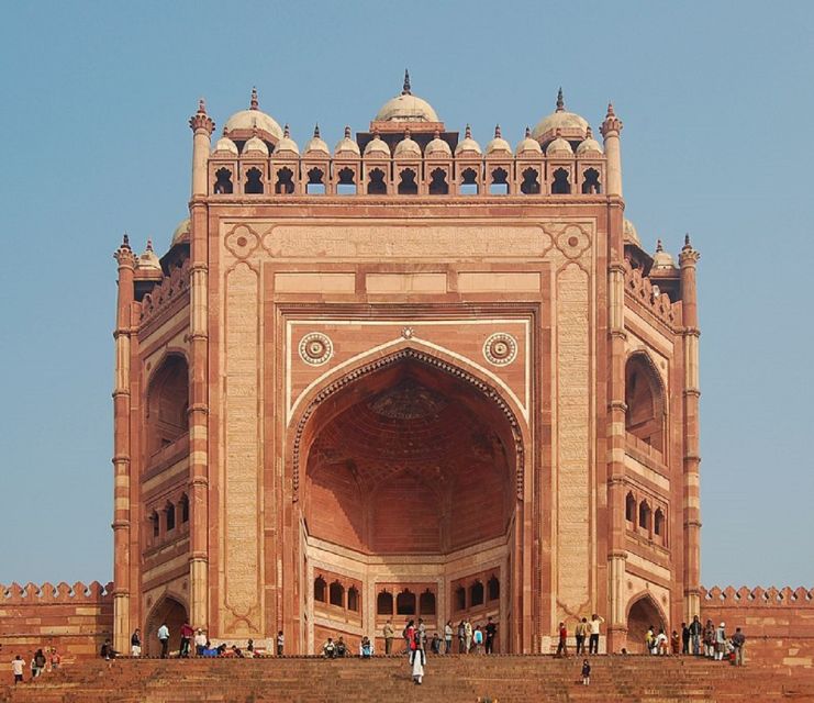 Book Official Tour Guide for Fatehpur Sikri. - Panch Mahal and the royal court
