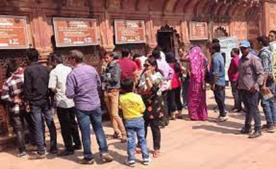 Book Taj Mahal Entry Tickets with Skip the Line Entry. - Key points at a glance