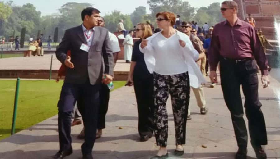 Book Taj Mahal Entry Tickets with Skip the Line Entry. - What the $29 price means