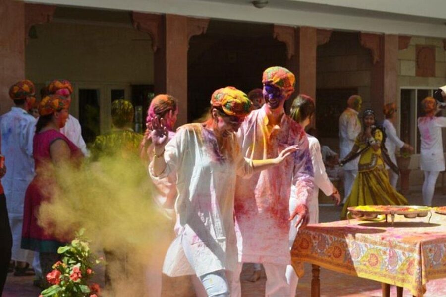 Celebrate Holi with Locals in Jaipur - Colors, clothing, and the practical side of Holi