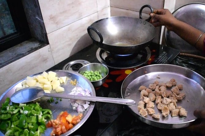 Cooking Class in Jaipur – Family Experience with Meal & Transport - Small groups, but confirm the setup