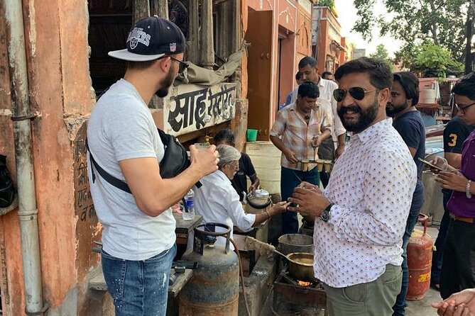 Cultural Walk and Food Tasting In Jaipur - Utensils, textiles, furniture, and the work of the old city