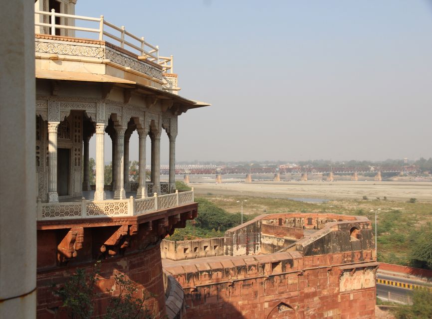 Delhi/Agra: Taj Mahal Mughal & Heritage in Mulitple Ways - Guides, photographs, and language support