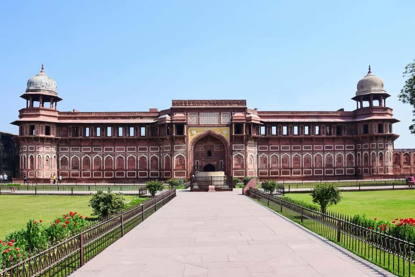 Delhi Airport to Taj Mahal Tour Instant Booking - Who should book this Agra day trip