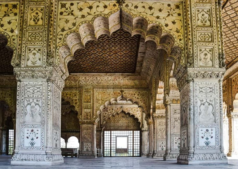 Delhi Airport to Taj Mahal Tour Instant Booking - Timing your return flight carefully