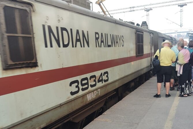 Delhi to Agra: Delhi to Taj Maha tour by Superfast Train Tour - Key points to know before booking