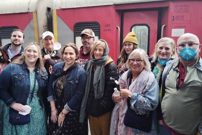 Delhi to Agra: Delhi to Taj Maha tour by Superfast Train Tour - Lunch in Agra, with one detail to clarify