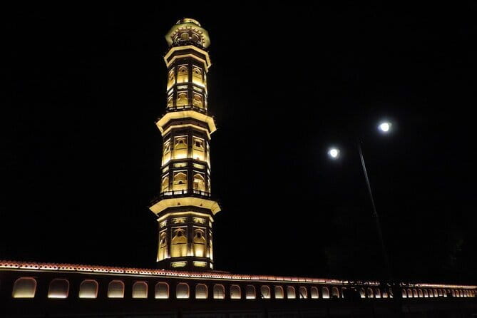 Enchanting Jaipur: Private Evening Tour of the Pink City - Jaipur after dark, from palace glow to quiet temple light