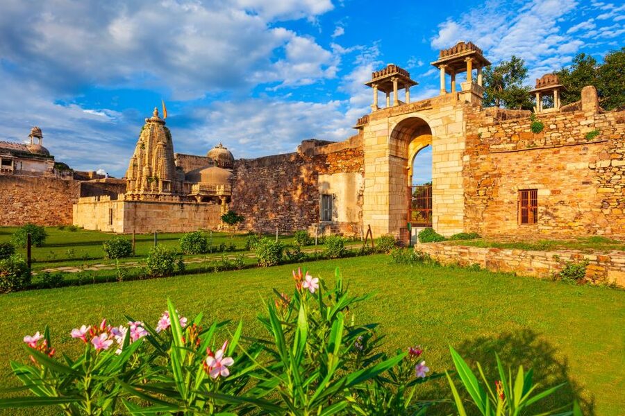 Explore Chittorgarh Fort With Udaipur Drop from Pushkar - Timing, pickup, and the Udaipur arrival