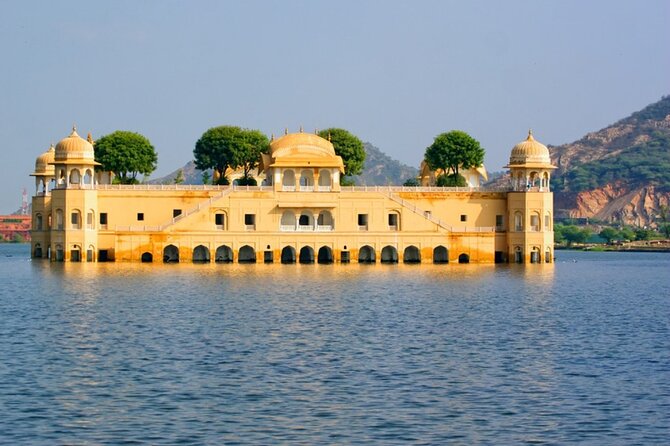 Explore Taj Mahal & Sacred Mathura–Vrindavan Tour From Jaipur - What the Private Car Really Adds