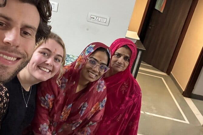Family cooking experience in Jaipur, including transport & meals - What happens during the three-hour visit