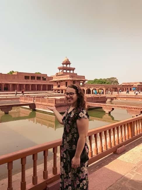 From Agra: Fatehpur Sikri Private Tour - How the guide affects the experience