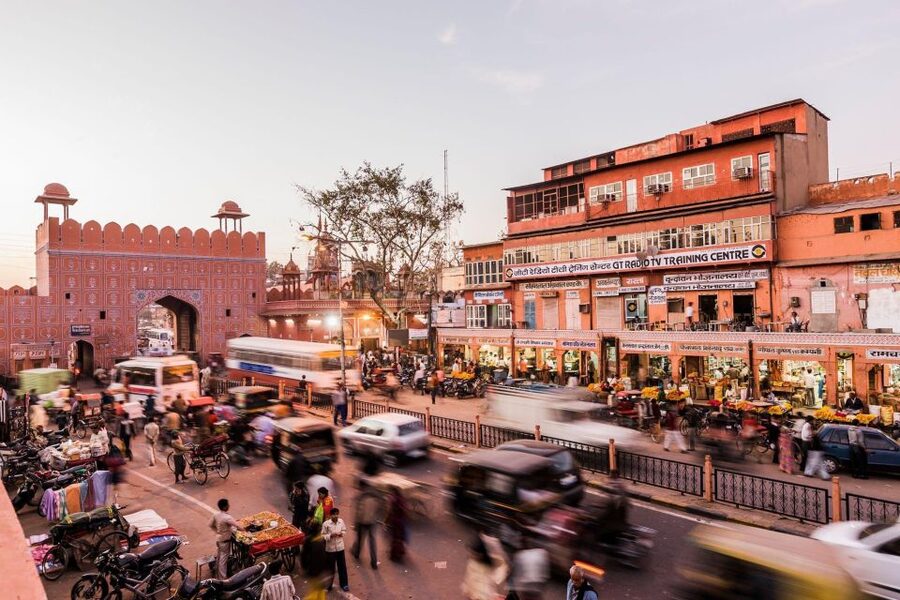 From Agra: Jaipur Day Tour by Car With Drop off Agra/Delhi - City Palace: Jaipur’s royal center