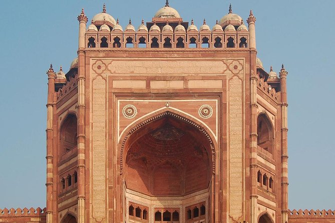 From Agra: Private Fatehpur Sikri Tour sightseeing All Inclusive - Leaving Agra in a private car