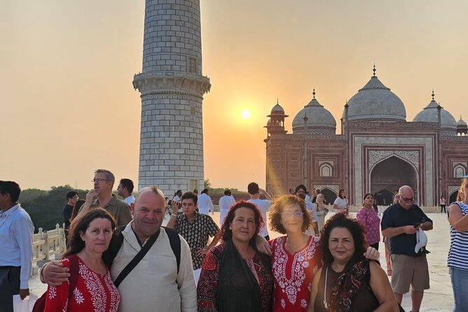 From Agra: Skip-the-Line Taj Mahal & Agra Fort Private Day Tour - What the private car and guide add