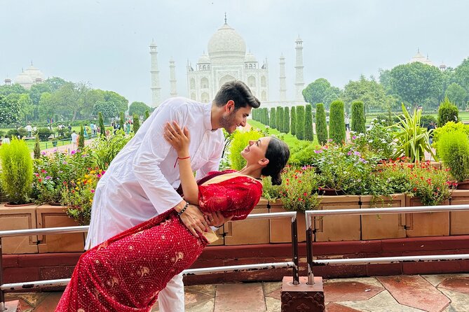From Agra - Taj Mahal, Agra Fort and More - The guide makes the difference