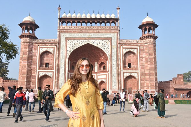 From Agra - Taj Mahal, Agra Fort and More - Shopping after the monuments