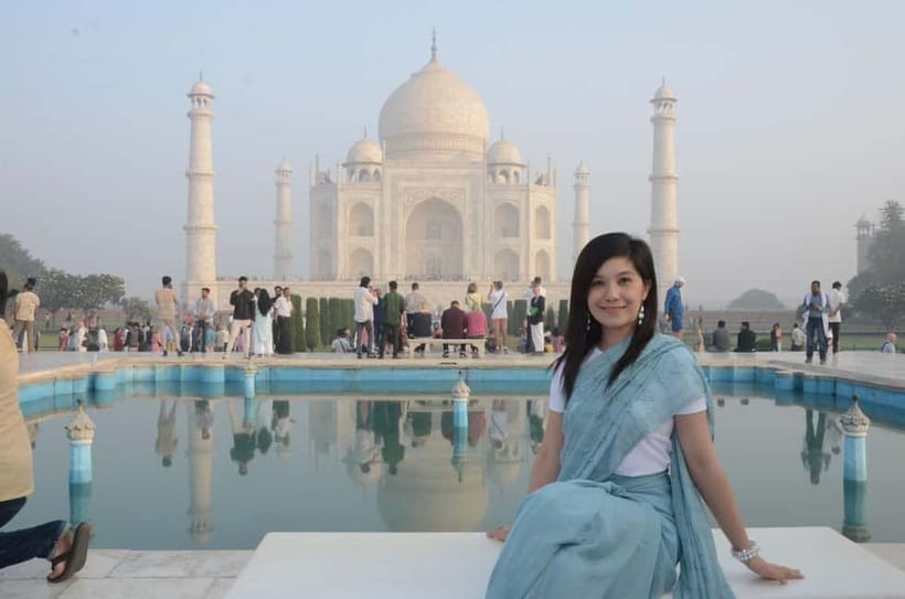From Delhi: 2-Days Golden Triangle Tour to Agra and Jaipur - Amer Fort and the hills above Jaipur