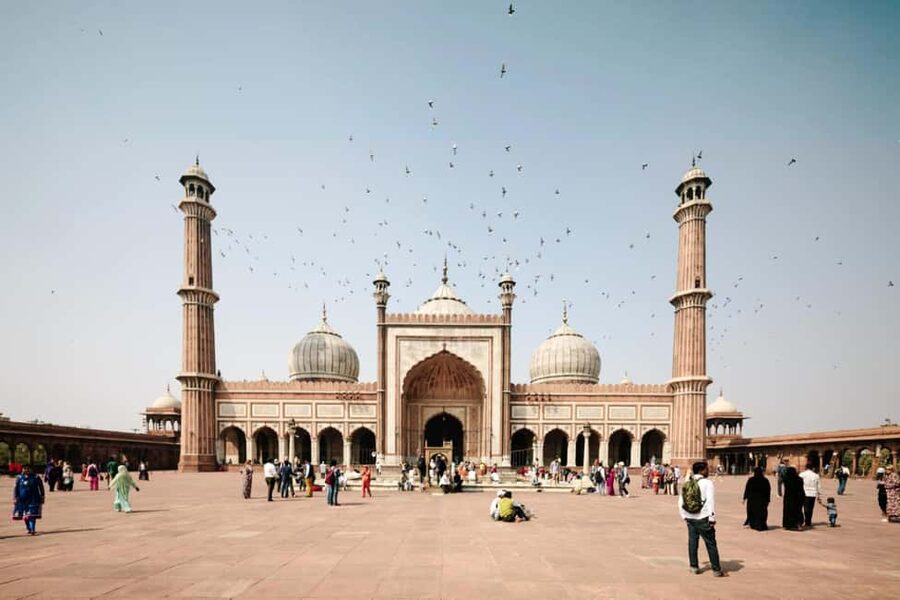 From Delhi: 3-Day Golden Triangle Tour with Agra and Jaipur - Fatehpur Sikri breaks up the road to Jaipur