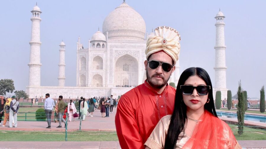 From Delhi: All Inclusive- Taj Mahal Tour by Express Train - Group size, vehicles, and comfort