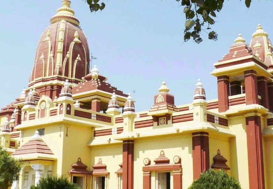 From Delhi: Private 1-day Mathura and Vrindavan Tour by Car - Clothing, walking, and temple manners