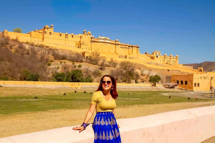 From Delhi: Private 3-Day Golden Triangle Tour with Hotels - Day two: the Taj Mahal before breakfast