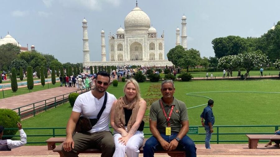 From Delhi: Private 4-Day Golden Triangle Tour with Pickup - The car, guides, and room setup