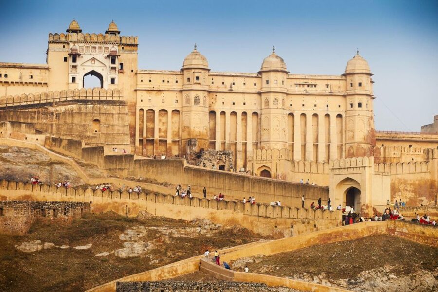 From Delhi: Private Jaipur & Amber Fort Guided Tour by Car - Jal Mahal from the lakeside
