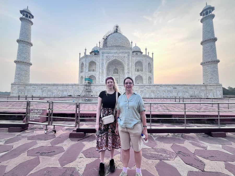 From Delhi: Private Taj Mahal, Agra Fort & Baby Taj Day Tour - Choosing between the 2:30 AM and 6:00 AM departures