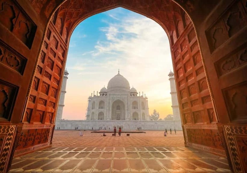 From Delhi: Private Taj Mahal Sunrise with Agra Tour By Car - Why the Taj Mahal sunrise is worth the early start