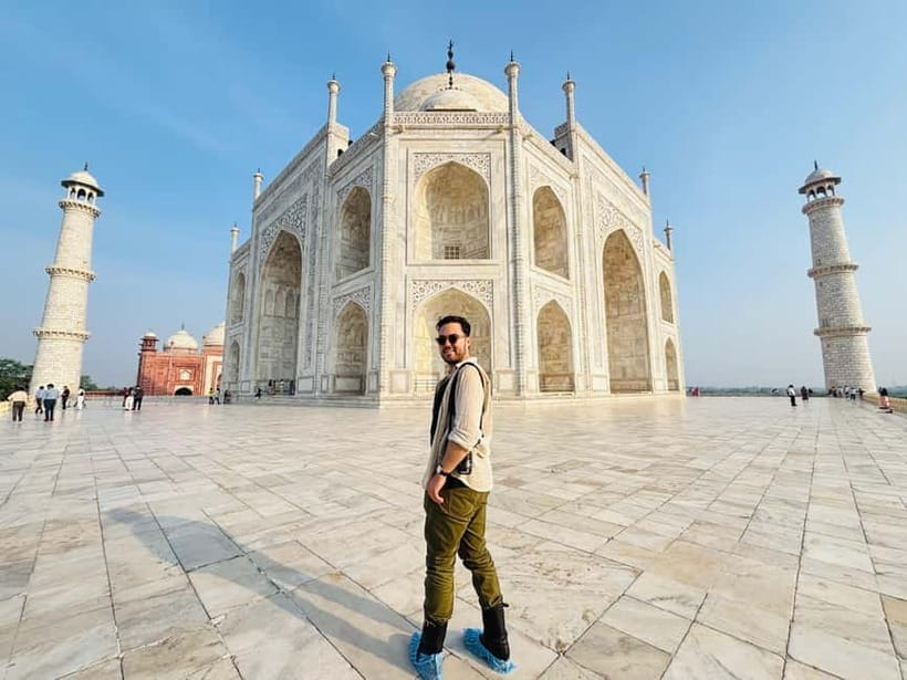 From Delhi: Taj Mahal & Agra Fort Tour with Transfers - Reading Agra Fort through Mughal stories