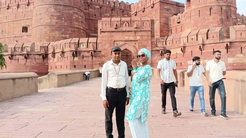 From Delhi: Taj Mahal & Agra Heritage Day Trip By Car - Lunch and the choice between breakfast and a midday meal