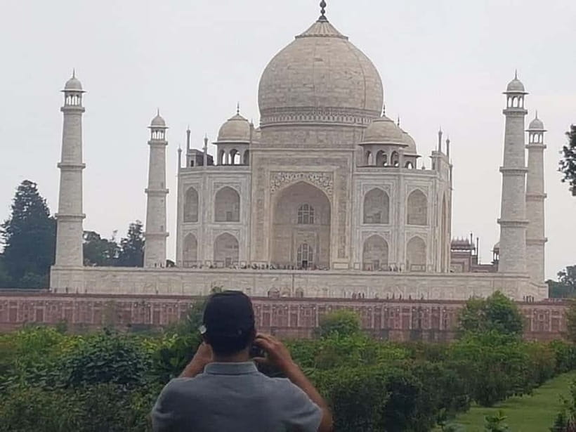 From Delhi: Taj Mahal & Agra With Fatehpur Sikri Day Tour - Should you book this Delhi to Agra day trip?