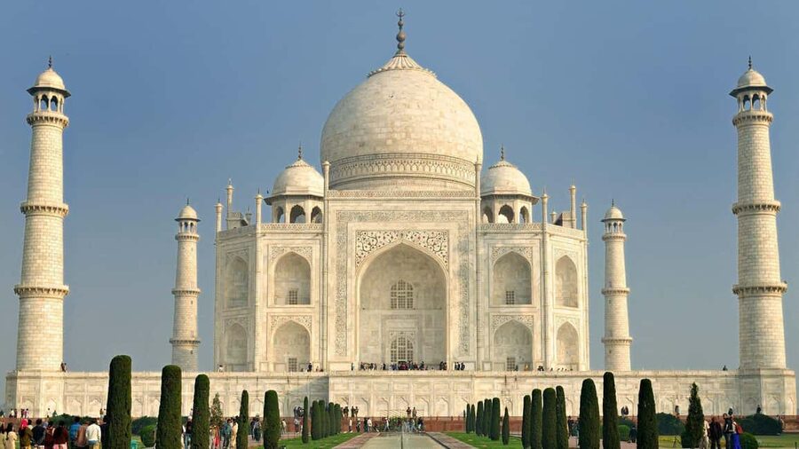 From Delhi: Taj Mahal and Agra Fort Day Tour with transfer - Seeing the Taj Mahal for the first time