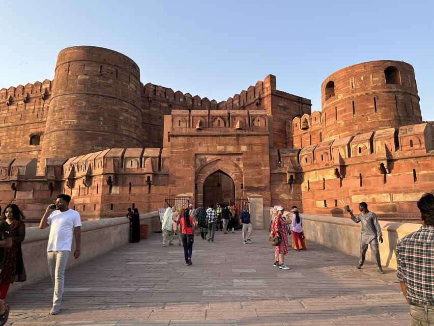 From Delhi : Taj Mahal and Agra Fort Tour By Private Car - A private road trip from Delhi to Agra