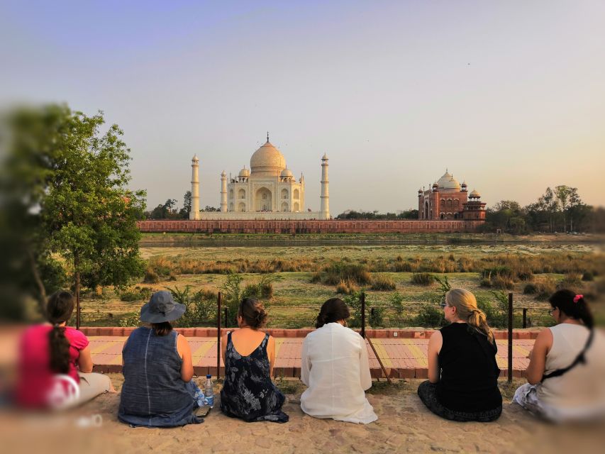 From Delhi : Taj Mahal and Agra Fort Tour By Private Car - Lunch or breakfast keeps the schedule simple