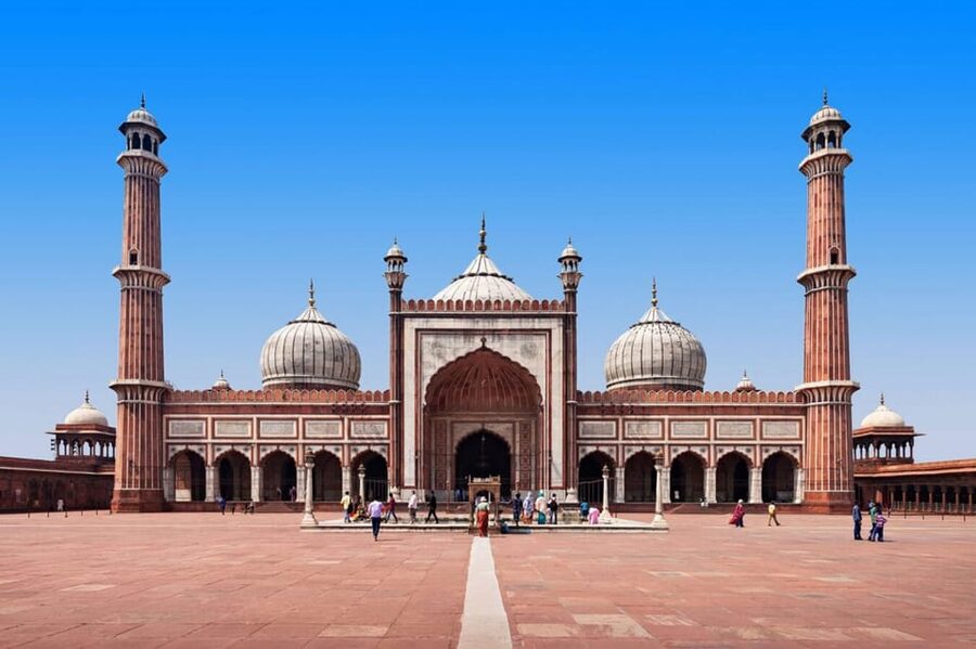 From Delhi: Taj Mahal Sunrise, Agra Fort & Baby Taj Day Tour - The Baby Taj and its fine marble detail