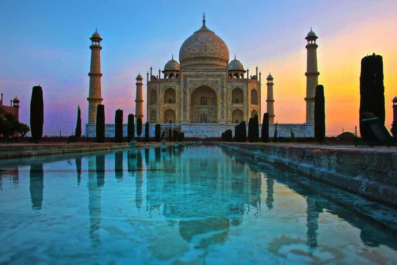 From Delhi: Taj Mahal Sunrise, Agra Fort & Baby Taj Day Tour - What the guide adds to a fast day