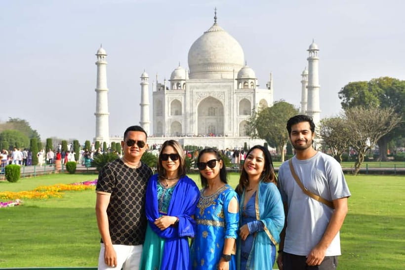 From Delhi: Taj Mahal Sunrise & Agra Tour with Tickets - Why the sunrise departure makes sense