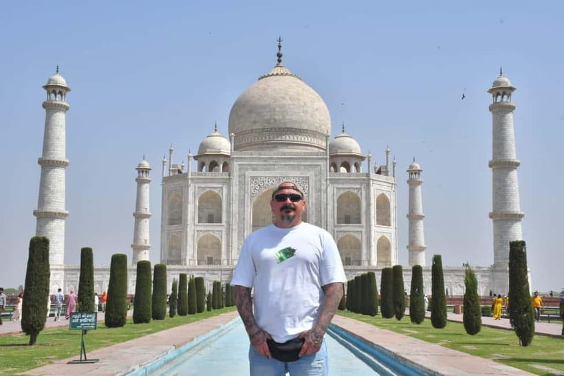From Delhi: Taj Mahal Sunrise and Elephant Conservation Tour - Reading Mughal Power at Agra Fort
