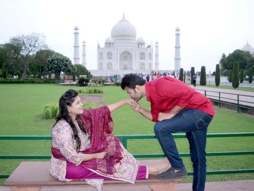 From Jaipur: Agra Private Day Trip with Taj Mahal &Agra Fort - What the guide adds to the day