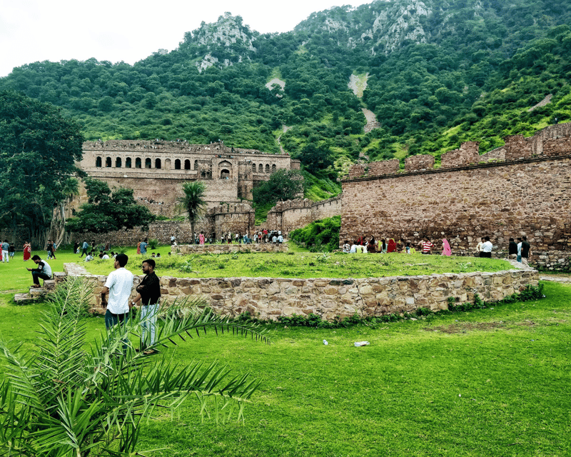 From Jaipur: Day Trip to Chand Baori and Bhangarh Fort - Who will enjoy this Jaipur excursion