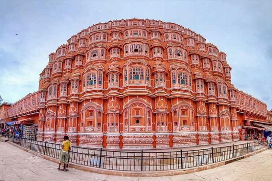 From Jaipur: Half-Day City Tour with Guide - What the $3.85 price really means
