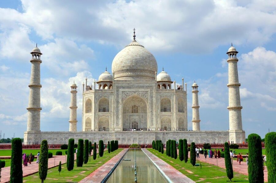 From Jaipur: Private Taj Mahal Sunrise & Agra Fort Tour - The long night drive from Jaipur to Agra