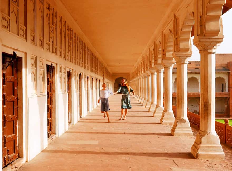 From Jaipur: Same Day Taj Mahal Tour with Fatehpur Sikri - What the $80 price really buys