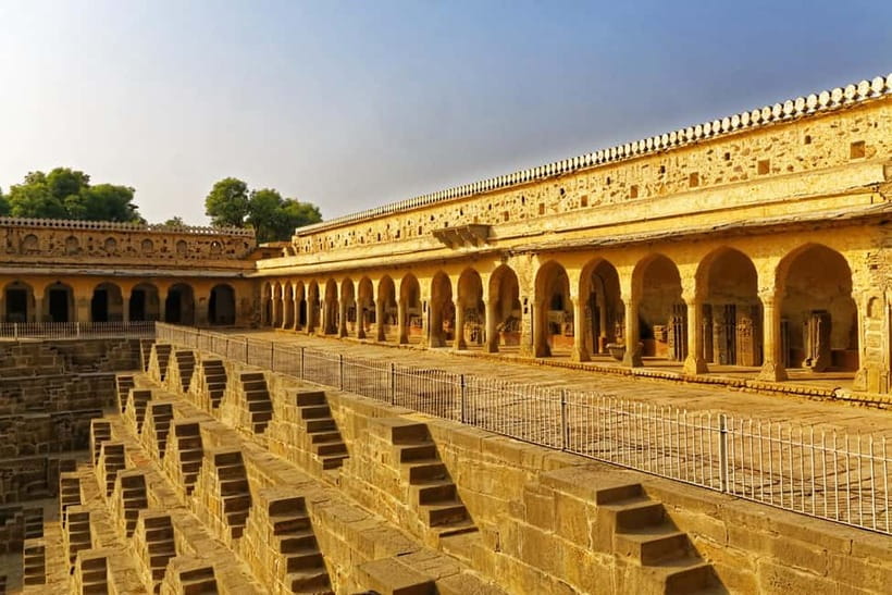 From Jaipur: Same Day Trip to Abhaneri Chand Baori Stepwell - Booking details that affect your day